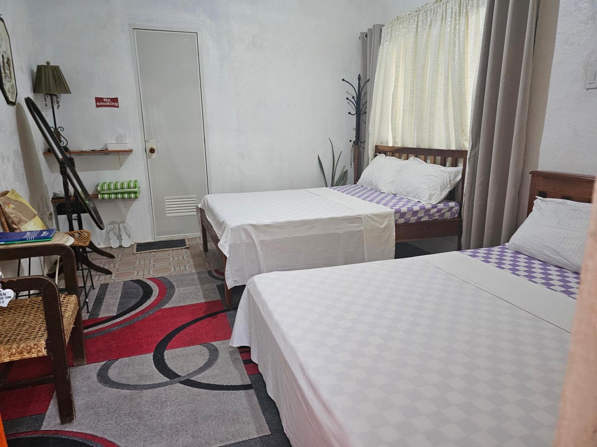 D & N Lodge Daanbantayan Екстер'єр фото